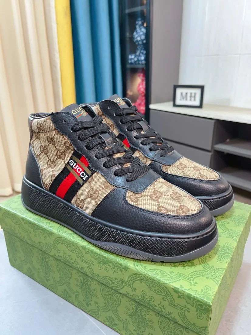 Men's shoes 💰438🌹🌹GUCCI [Gucci] New high-top men's shoes, a high-end brand, the latest fashionable casual men's shoes, trendy and versatile, relaxed and sporty style, uppers imported from Italy, first-layer cowhide, genuine leather lining, and ultra-fine workmanship. Original personalized fashionable rubber wear-resistant outsole, light and comfortable on the foot, size 38-44